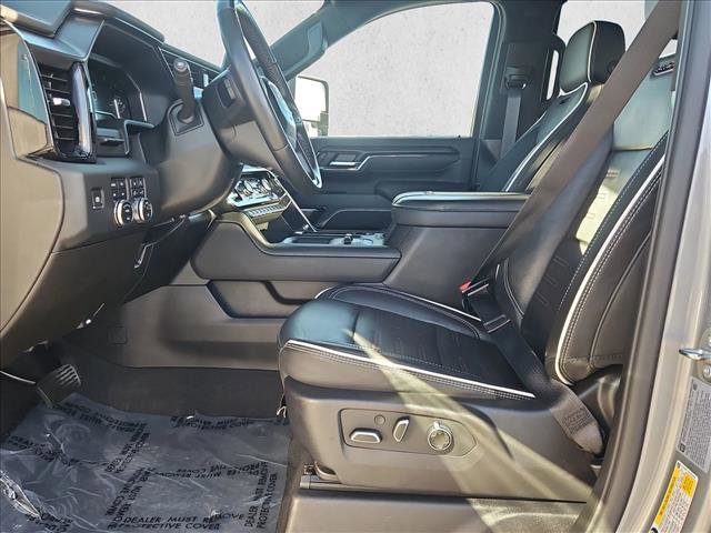 Used 2024 GMC Sierra 2500 AT4X image 16