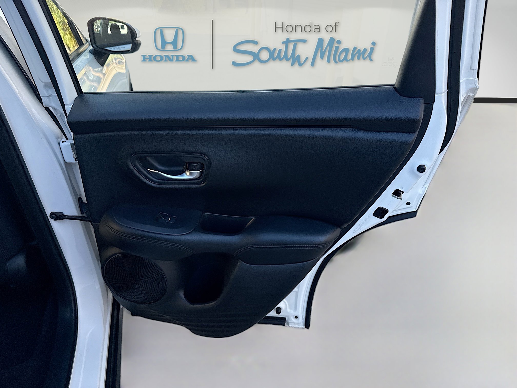 Certified 2023 Honda HR-V LX image 29