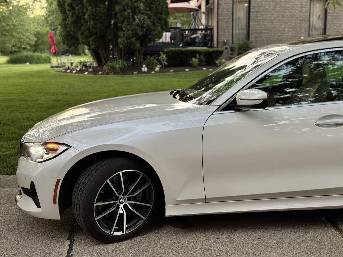Used 2020 BMW 330i xDrive Sedan w/ Driving Assistance Package AWD/4WD image 9