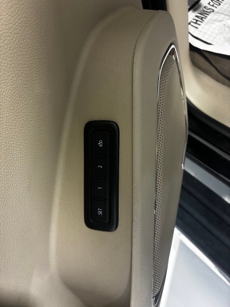 Used 2019 GMC Yukon Denali AWD/4WD image 22