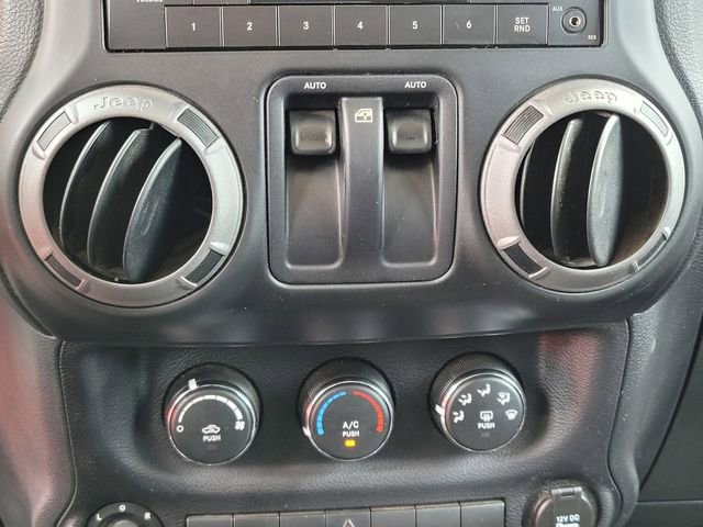 Used 2014 Jeep Wrangler Sport w/ Quick Order Package 24S AWD/4WD image 23