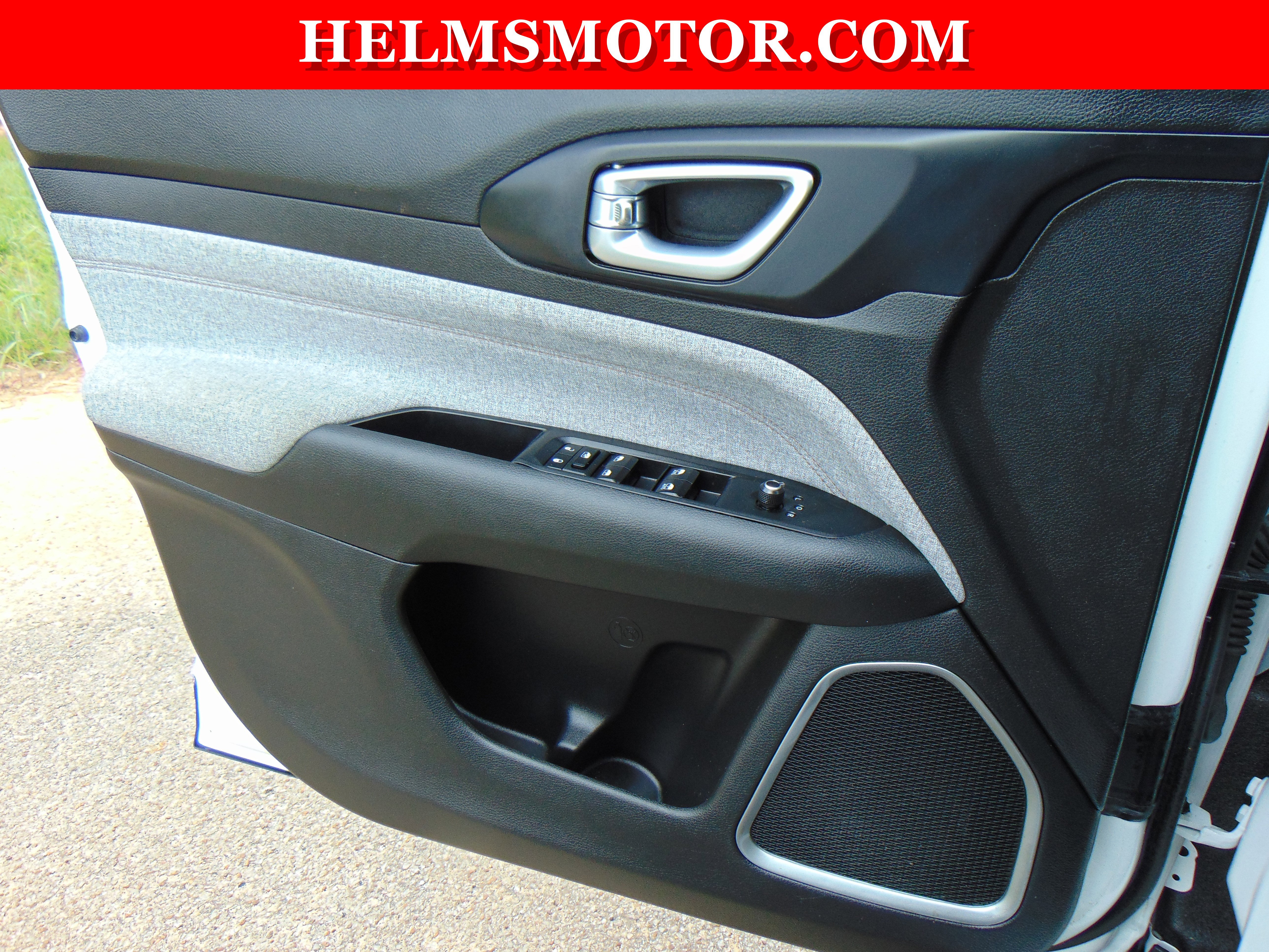 Certified 2023 Jeep Compass Latitude image 17