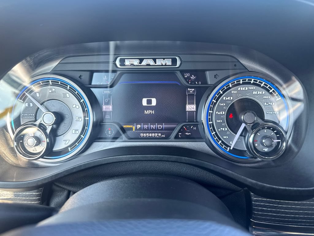 Used 2020 RAM 1500 Limited w/ Black Appearance Package AWD/4WD image 50