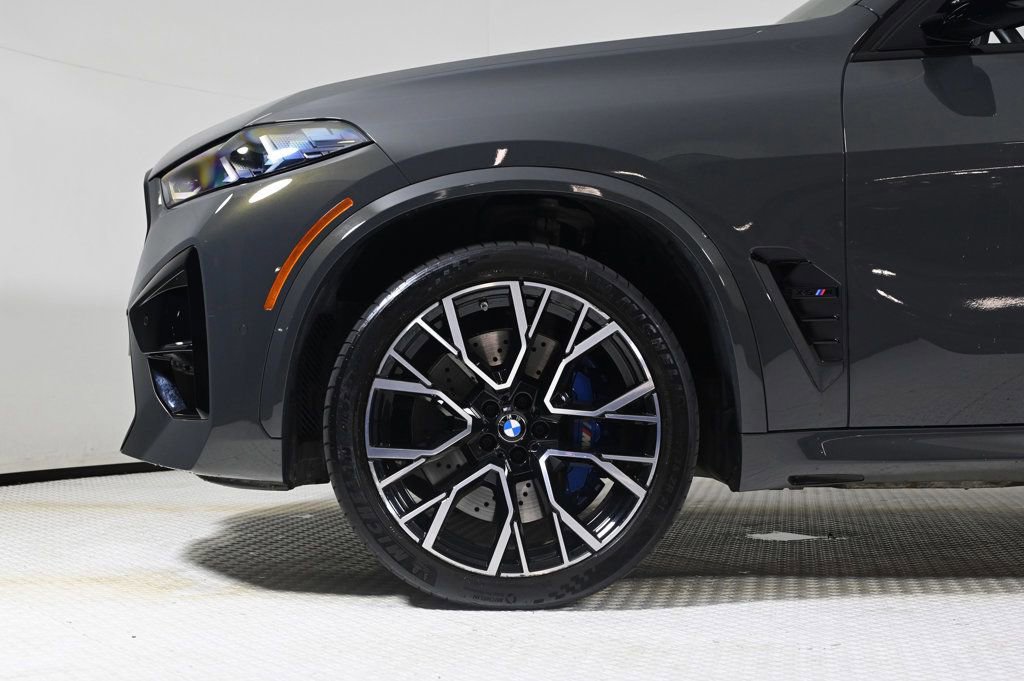 Used 2024 BMW X5 M Competition w/ Executive Package image 32