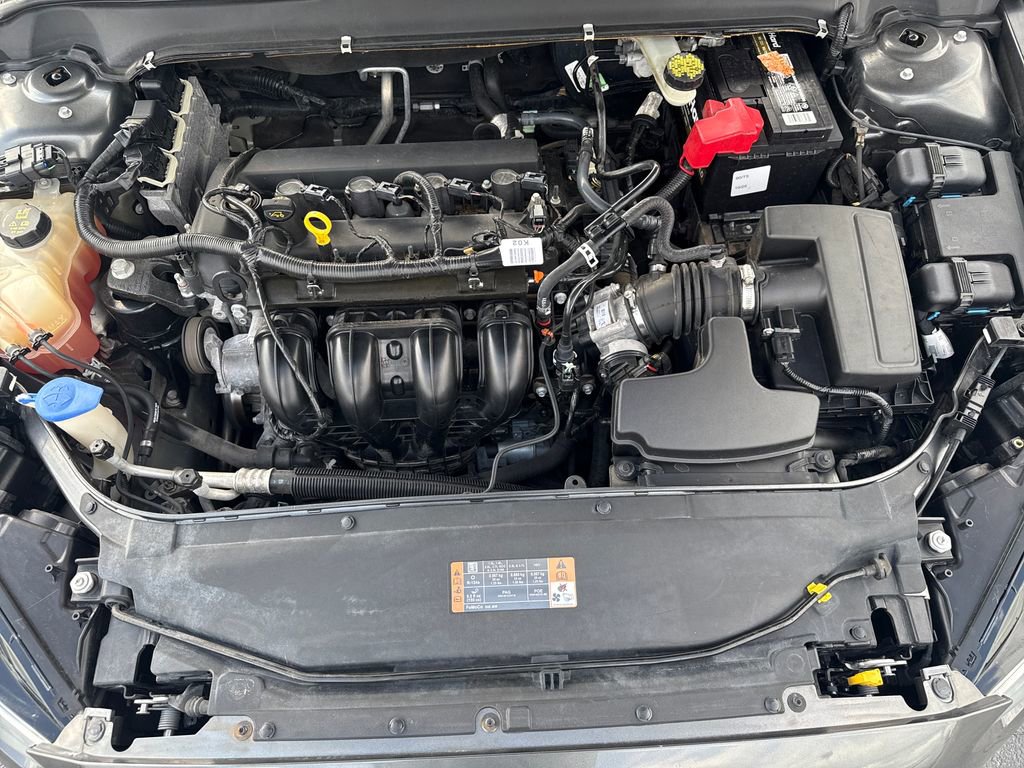Used 2016 Ford Fusion SE image 24