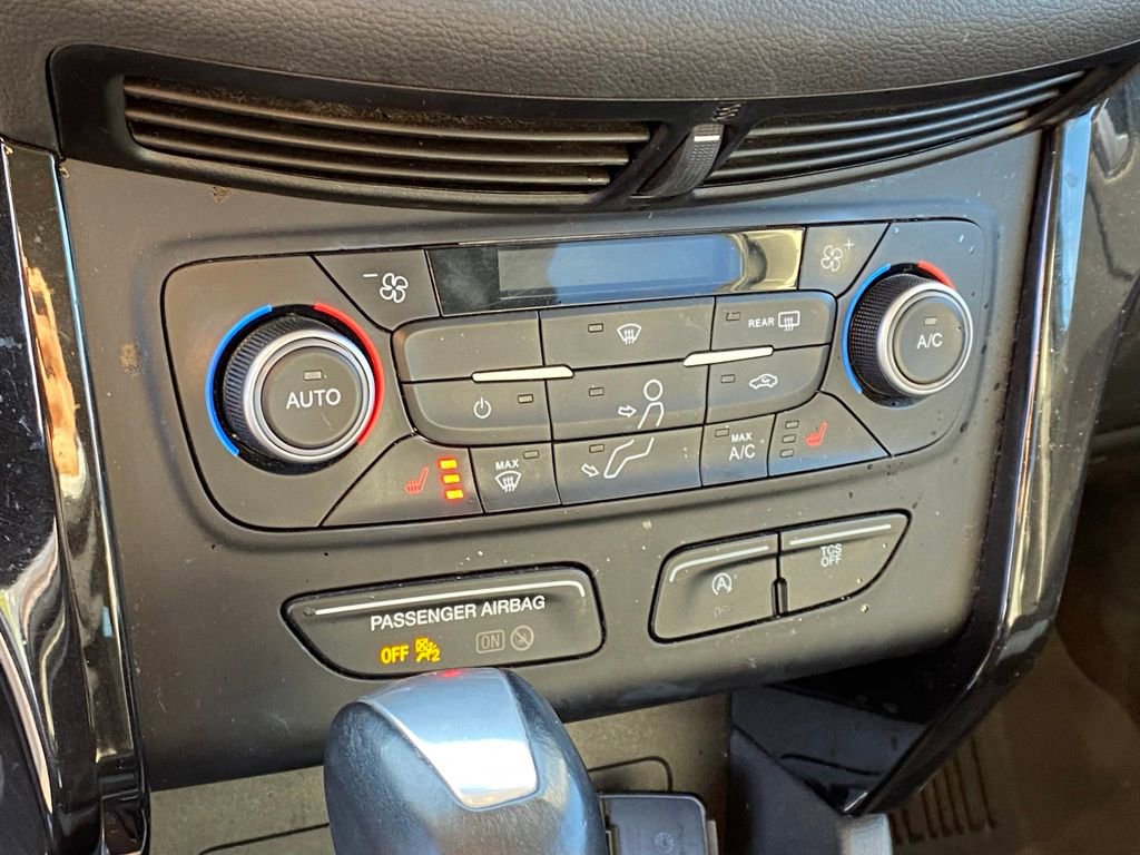 Used 2018 Ford Escape SE w/ SE Sport Appearance Package image 15