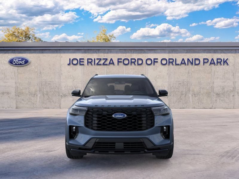 New 2026 Ford Explorer ST-Line w/ ST-Line Street Pack AWD/4WD image 6