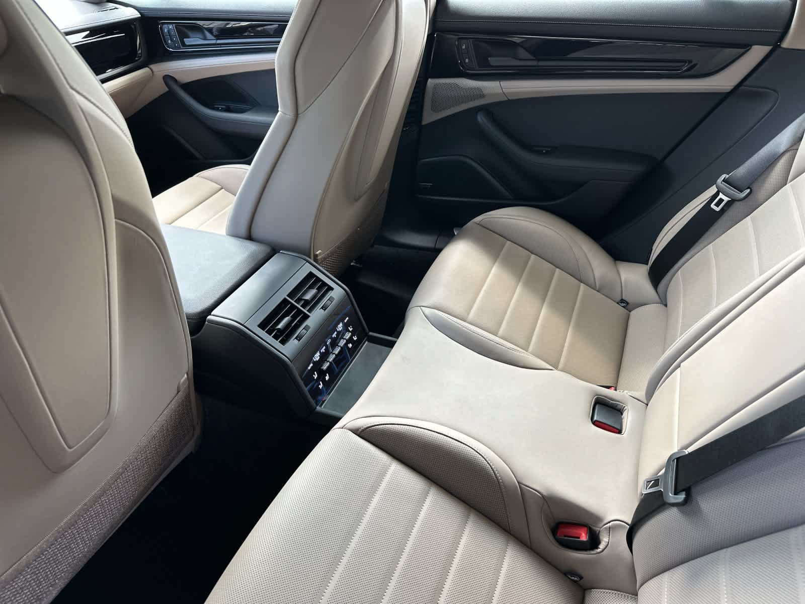 New 2026 Porsche Panamera RWD image 13