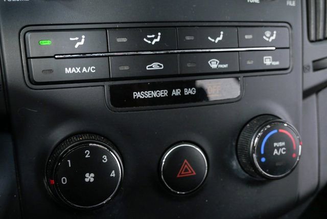 Used 2010 Hyundai Elantra SE image 13