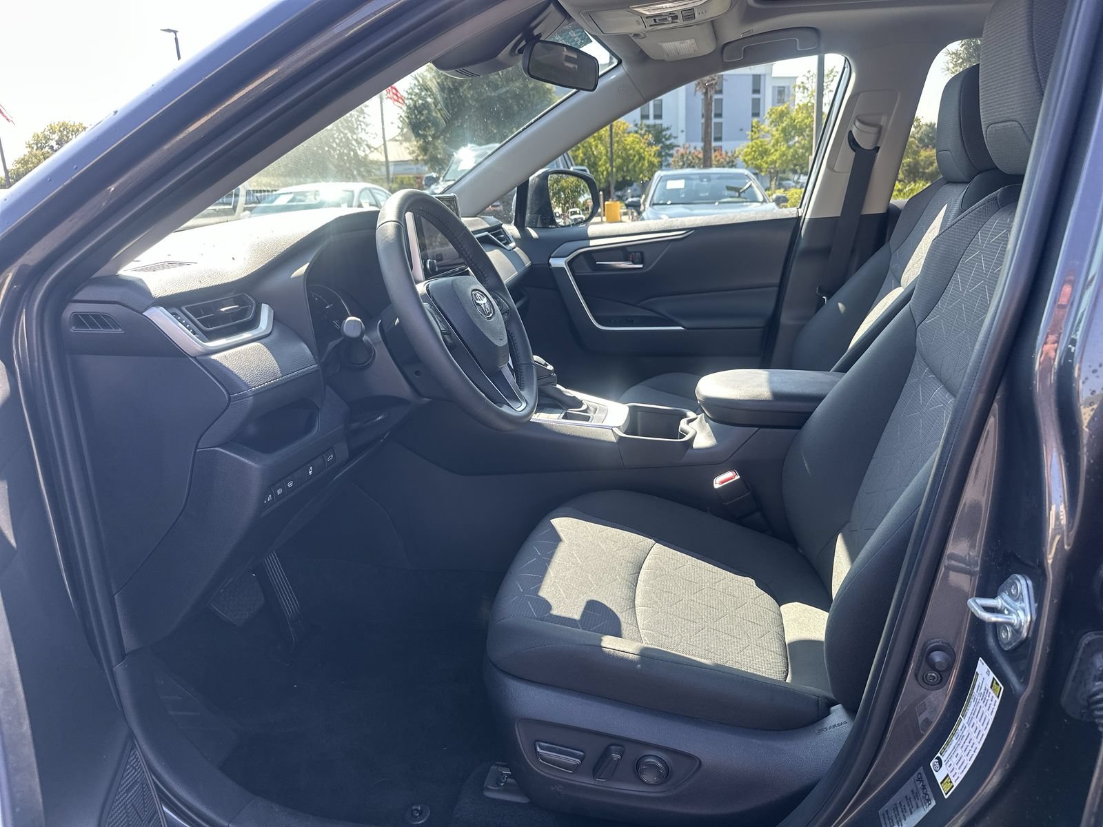 Used 2024 Toyota RAV4 XLE w/ Convenience Package AWD/4WD image 16