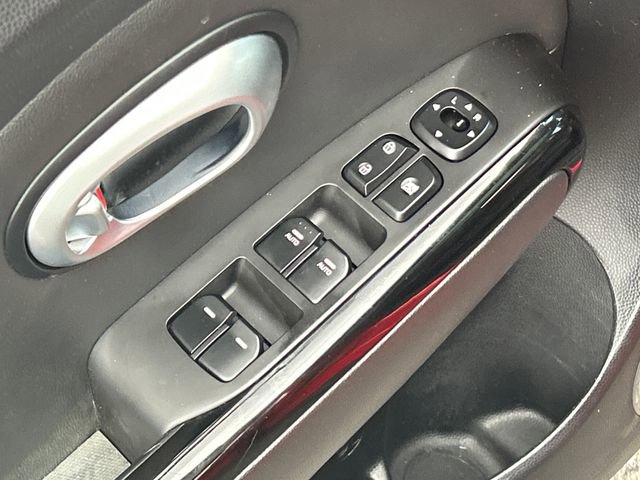 Used 2015 Kia Soul + w/ Primo Package image 12