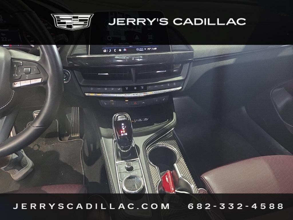 Used 2023 Cadillac CT4 V w/ Climate Package RWD image 10