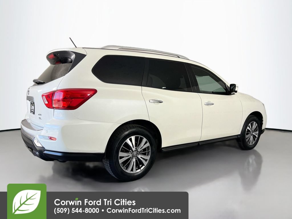 Used 2017 Nissan Pathfinder SL w/ Cargo Package AWD/4WD image 15