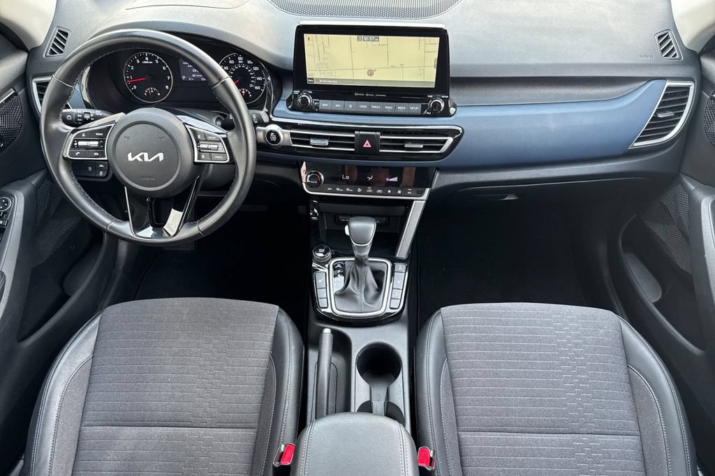 Used 2022 Kia Seltos S AWD/4WD image 13