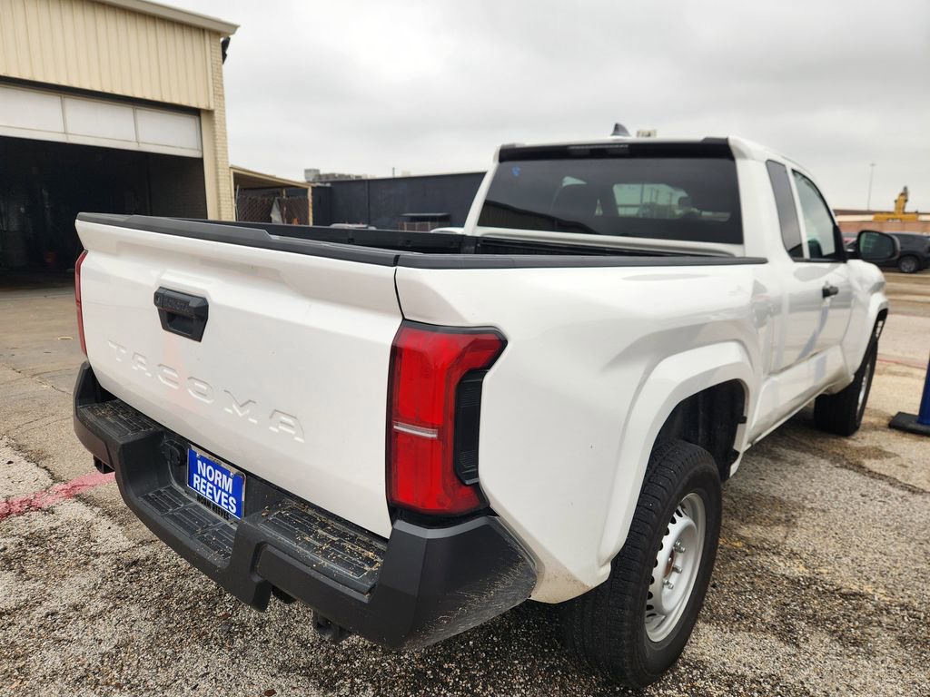 Used 2024 Toyota Tacoma SR image 3