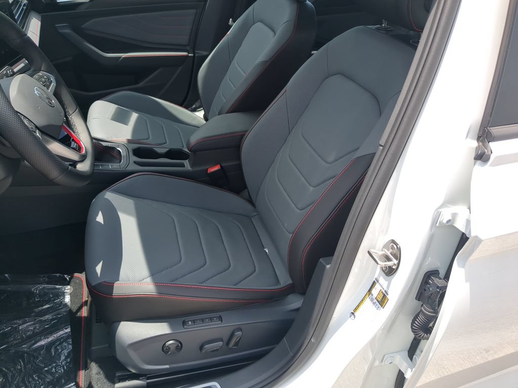 New 2026 Volkswagen Jetta GLI Autobahn FWD image 17