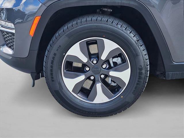 Used 2024 Jeep Grand Cherokee Limited 4xe AWD/4WD image 25