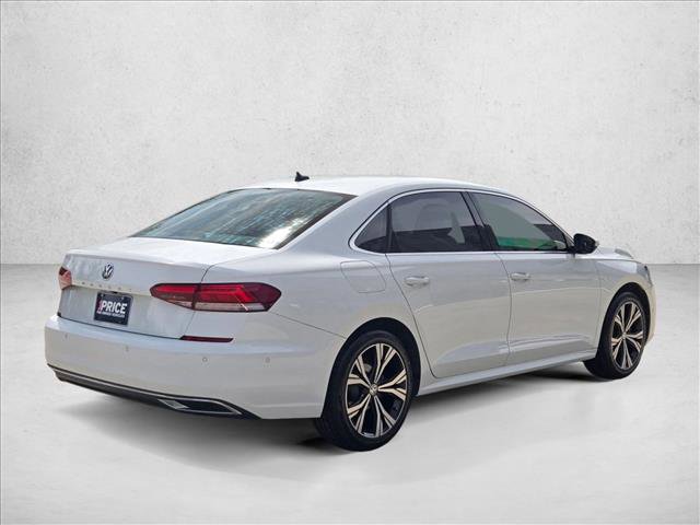 Used 2020 Volkswagen Passat 2.0T SEL image 5