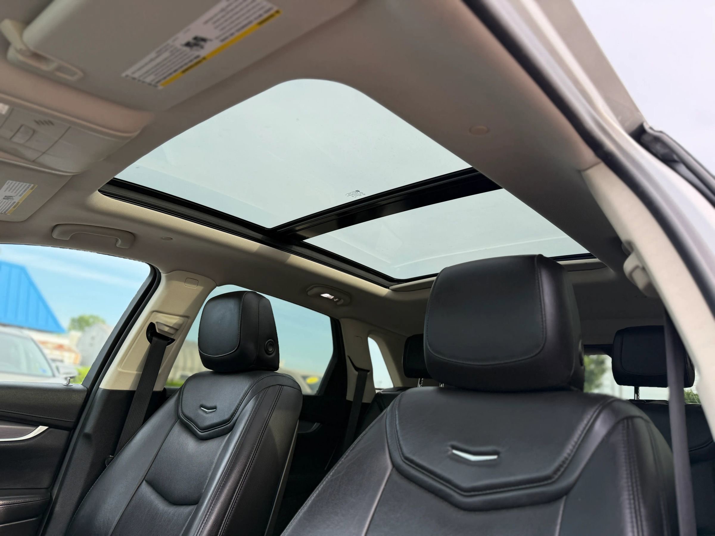 Used 2018 Cadillac XT5 Premium Luxury AWD/4WD image 21