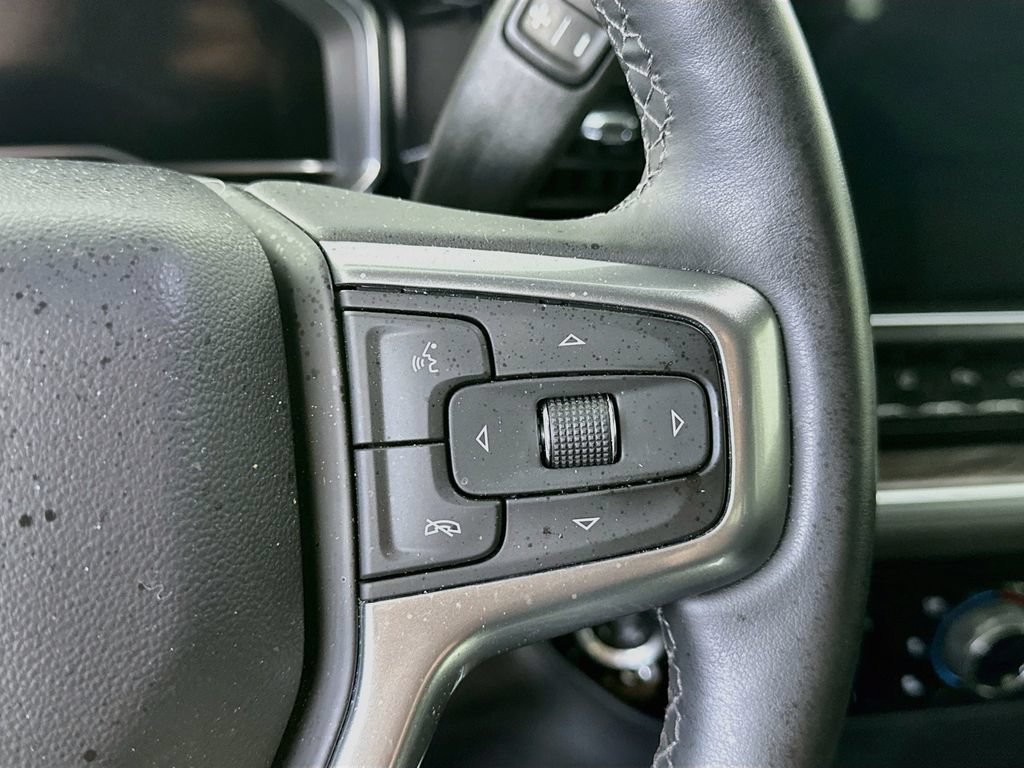 Used 2024 Chevrolet Silverado 3500 LTZ w/ LTZ Premium Package AWD/4WD image 25