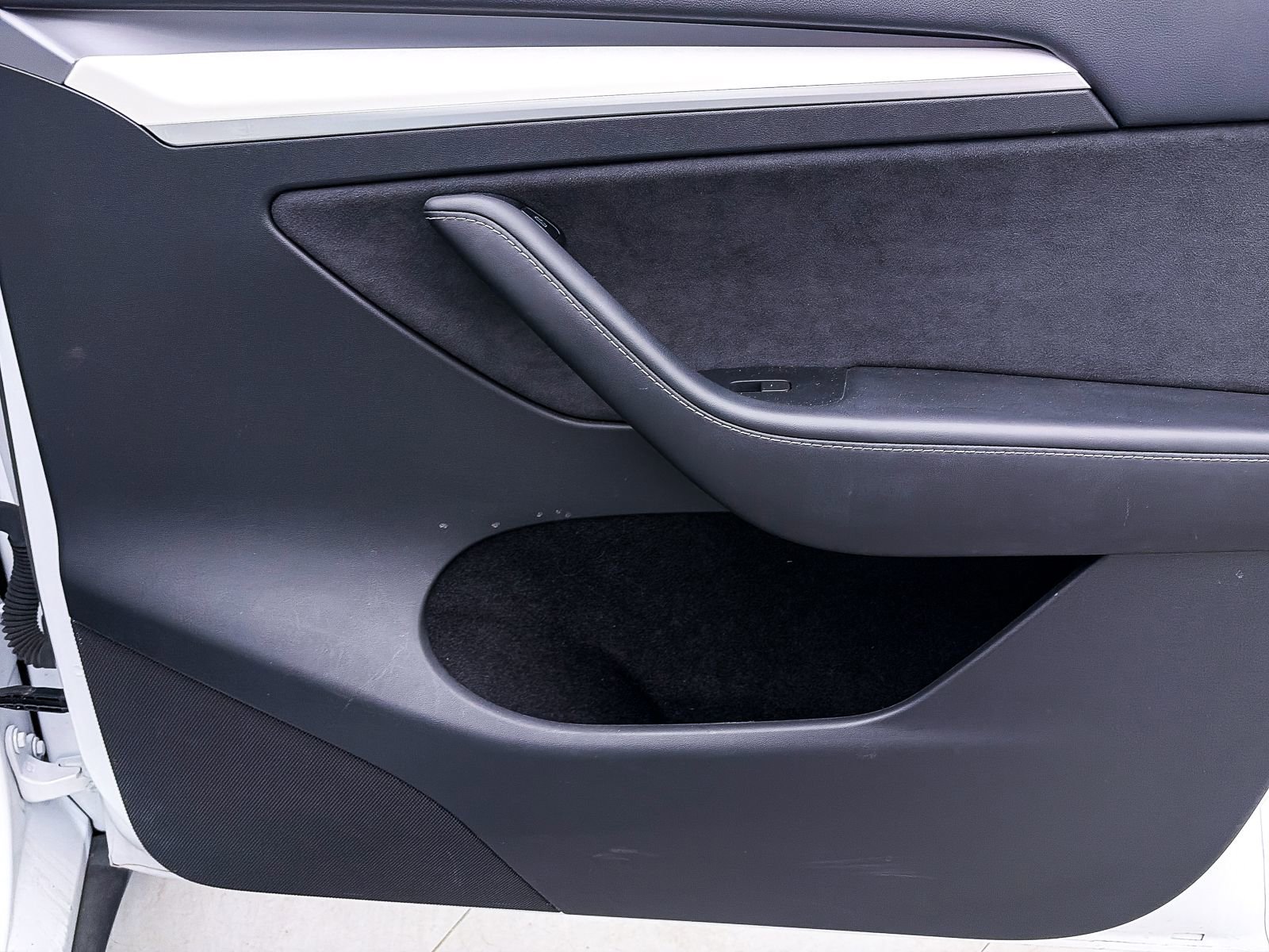 Used 2023 Tesla Model Y Performance image 32