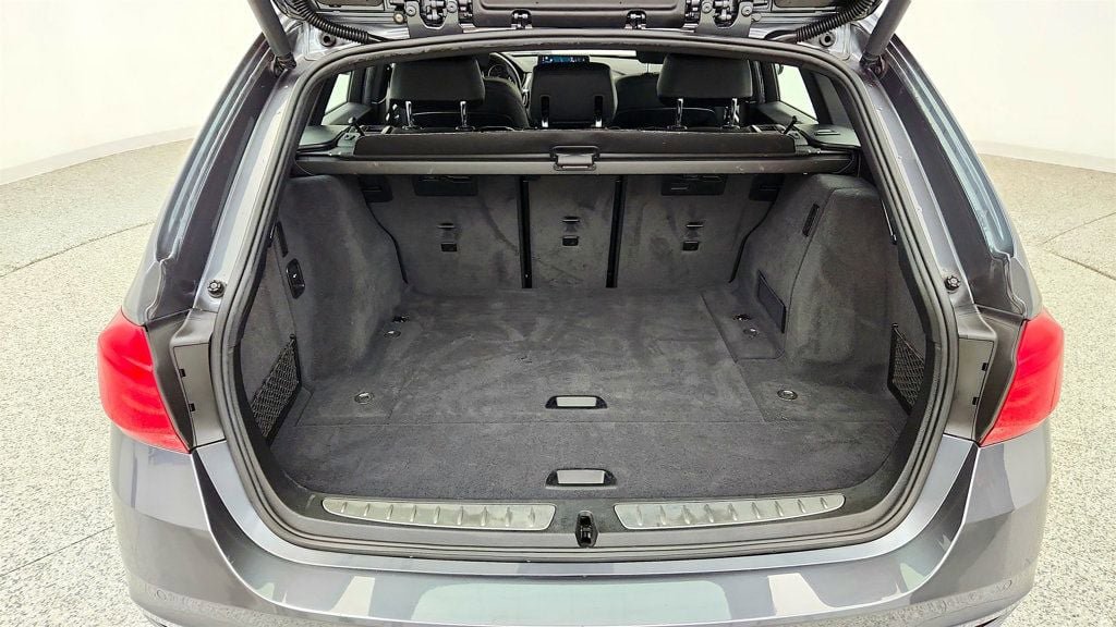 Used 2018 BMW 328d xDrive Wagon AWD/4WD image 23