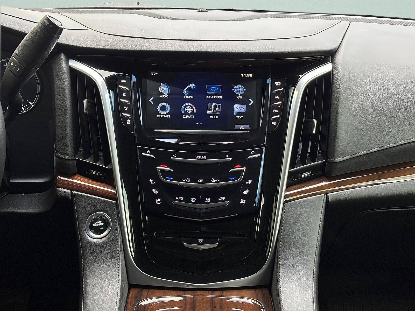 Used 2020 Cadillac Escalade Luxury AWD/4WD image 23
