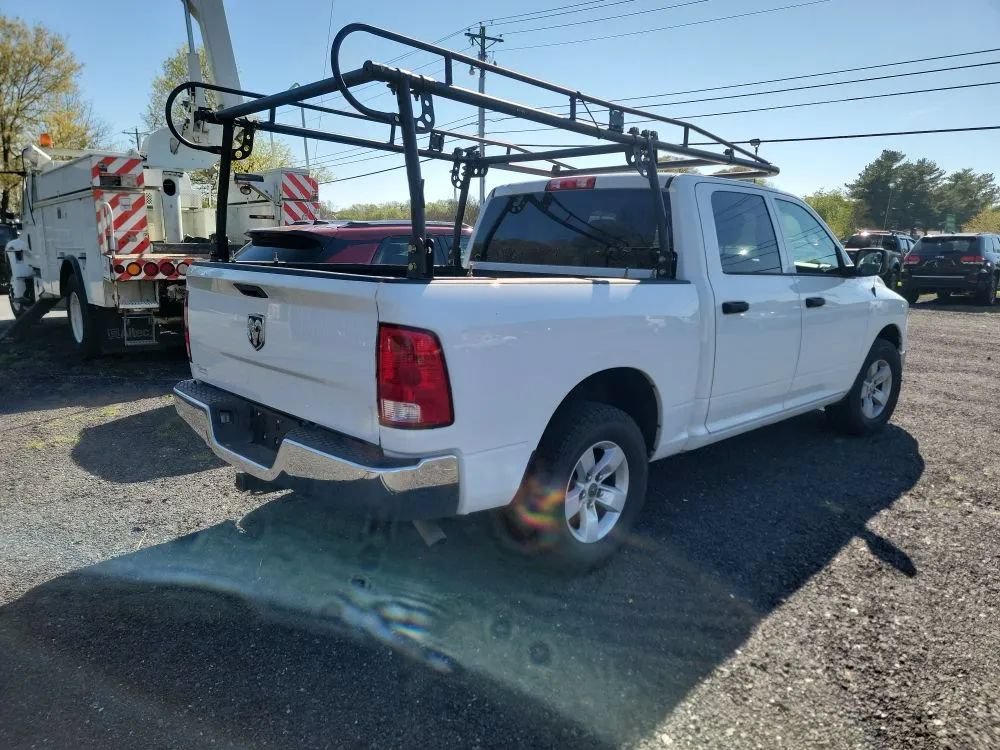 Used 2020 RAM 1500 Tradesman w/ Chrome Appearance Group RWD image 4