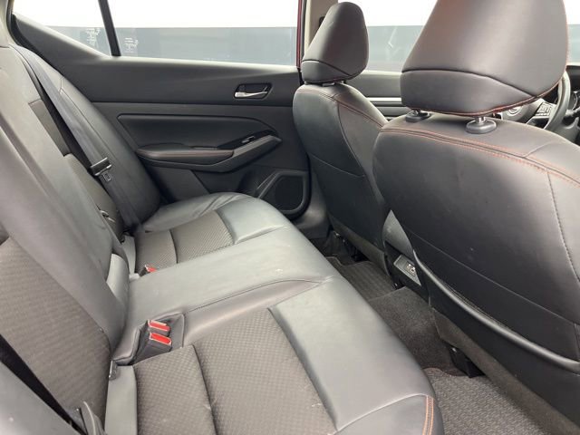 Used 2025 Nissan Altima 2.5 SR image 12