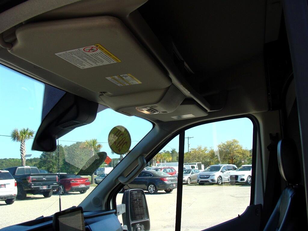 Used 2020 Ford Transit 350 Medium Roof image 10