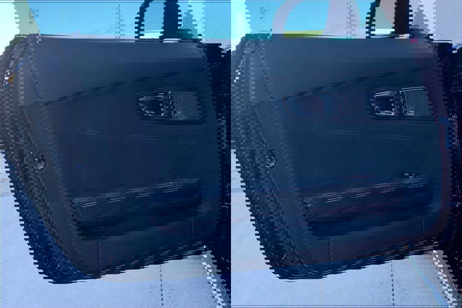 Used 2018 Mercedes-Benz AMG GT R image 18