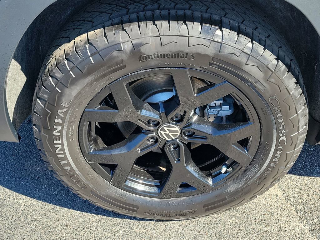 New 2025 Volkswagen Atlas Peak Edition SE AWD/4WD image 8