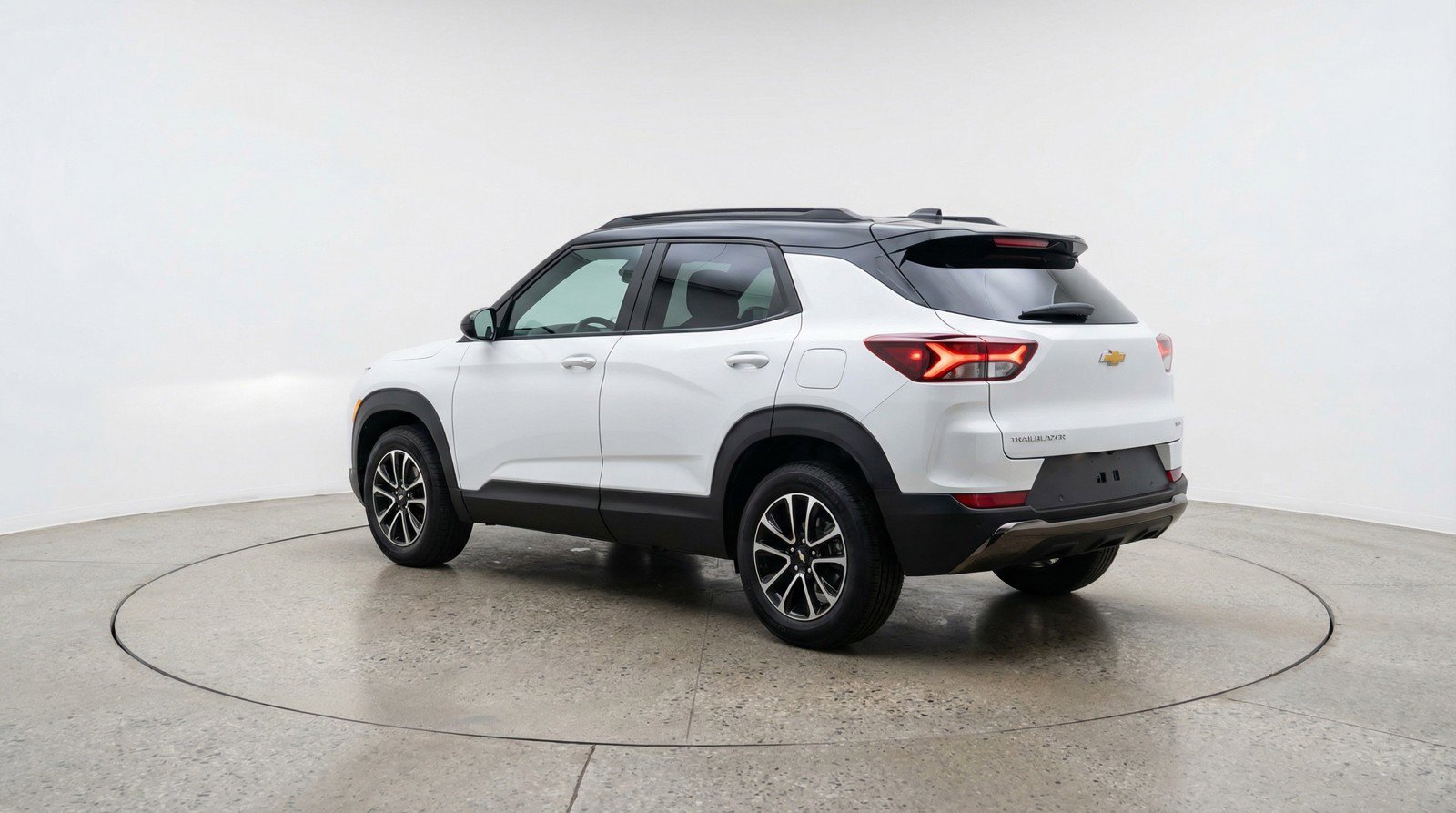 Used 2025 Chevrolet TrailBlazer LT image 6