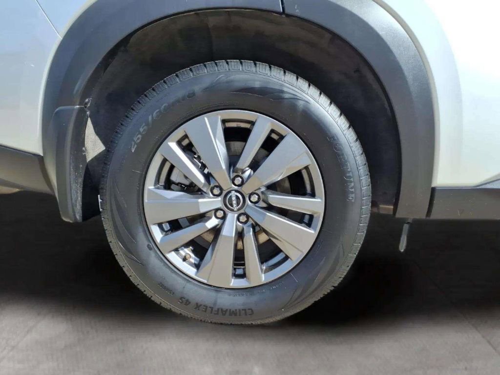 Used 2024 Nissan Pathfinder S FWD image 20