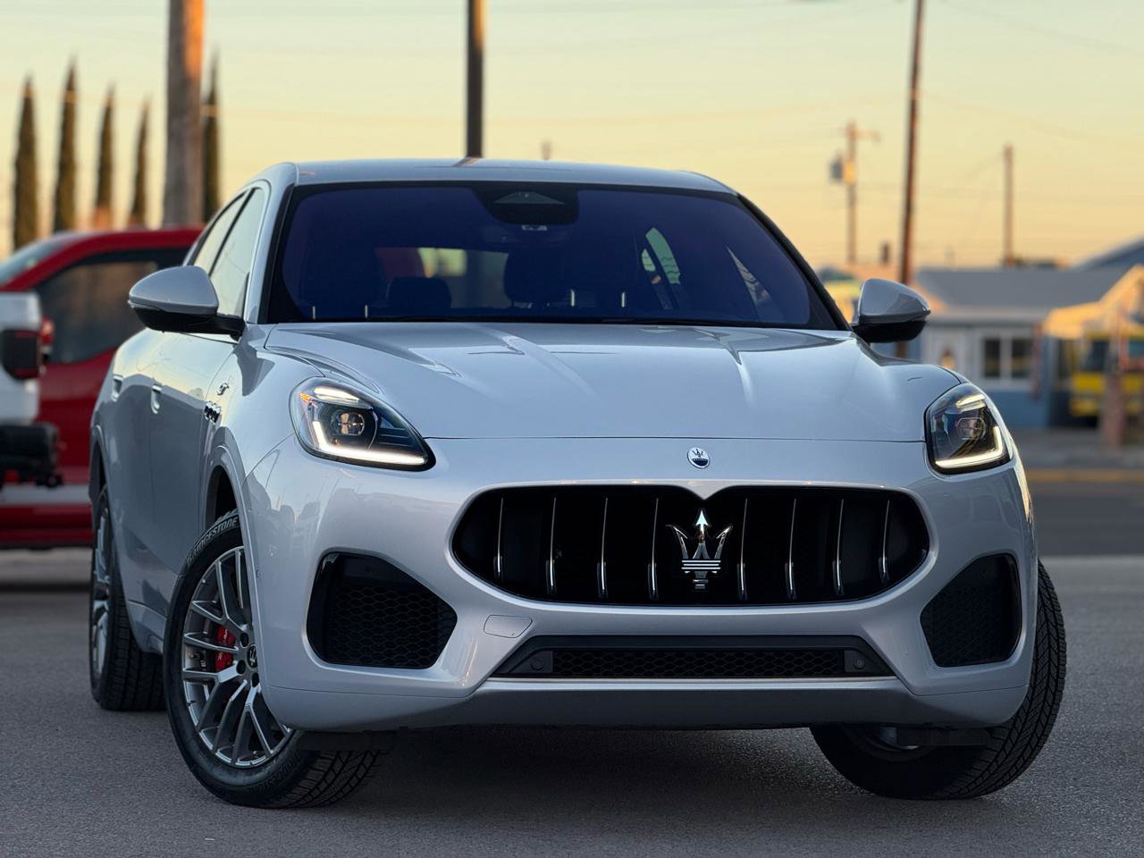 Used 2023 Maserati Grecale GT AWD/4WD image 2