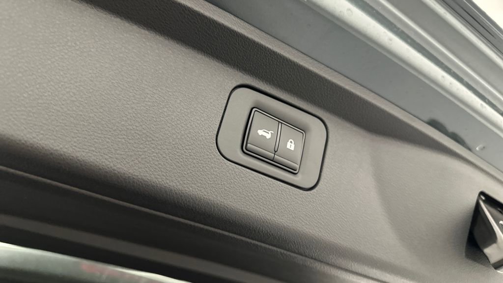 New 2025 Nissan Armada Platinum Reserve image 27