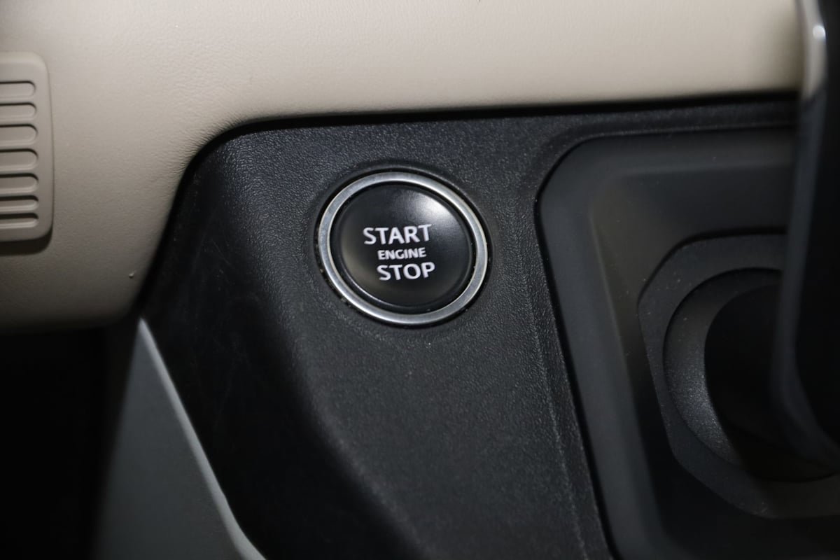 Used 2022 Land Rover Defender 110 X-Dynamic HSE image 30