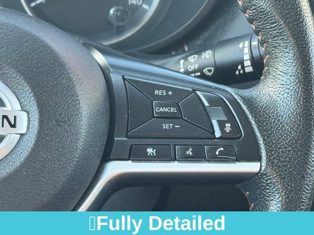 Used 2021 Nissan Versa SR w/ Convenience Package image 26