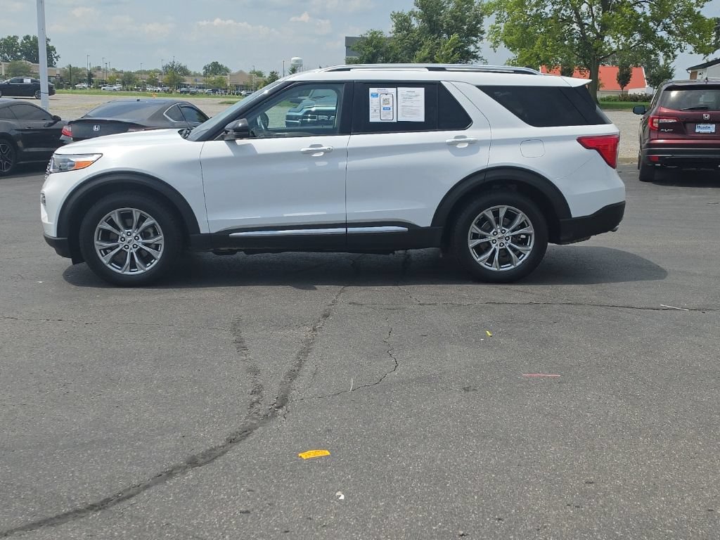 Used 2021 Ford Explorer Limited w/ Equipment Group 301A AWD/4WD image 4