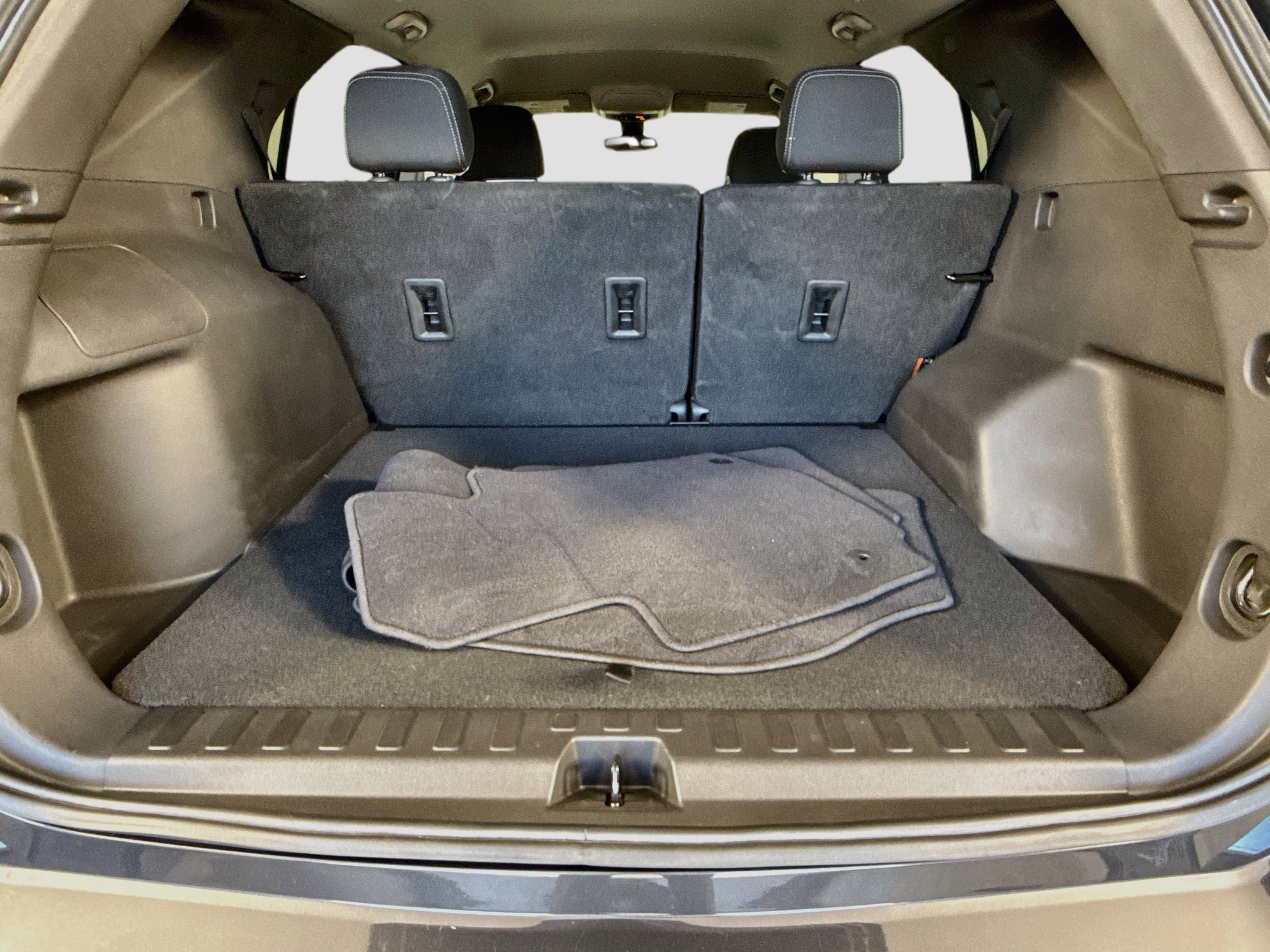 Used 2022 Chevrolet Equinox LS w/ LS Convenience Package FWD image 27