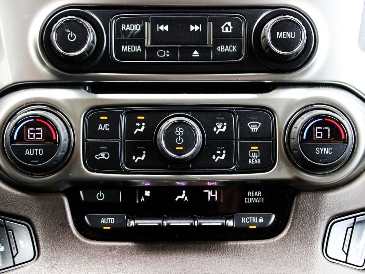 Used 2020 Chevrolet Tahoe LT image 27