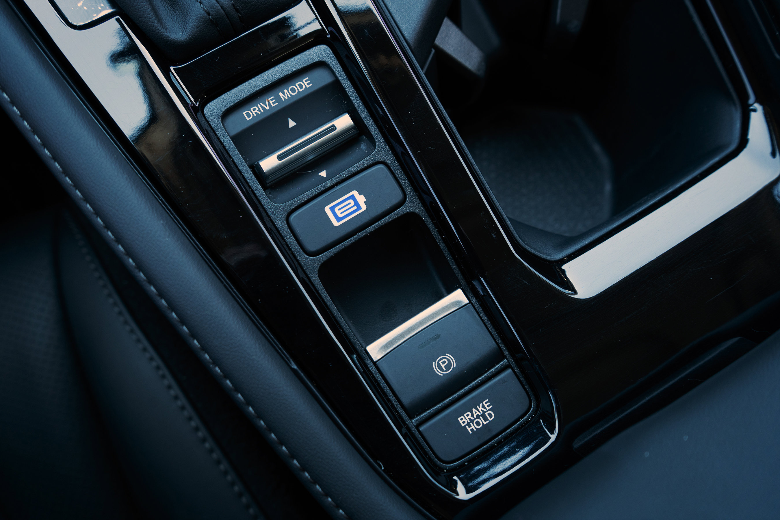 Certified 2025 Honda Accord Touring image 22