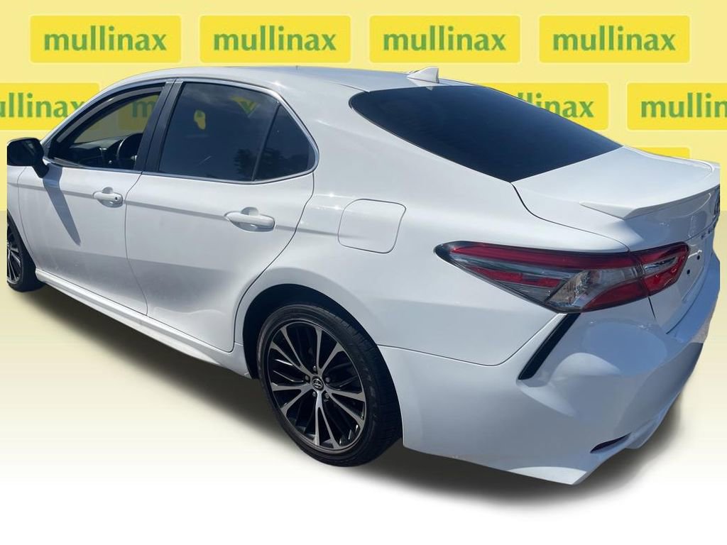 Used 2019 Toyota Camry SE FWD image 8