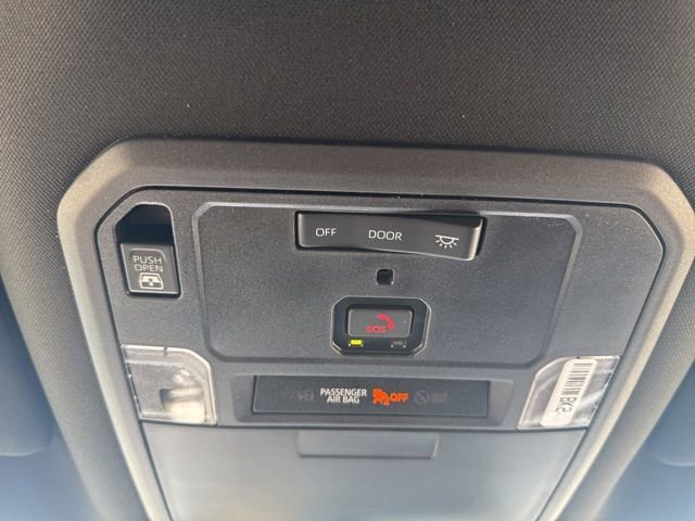 New 2026 Toyota Tundra Limited AWD/4WD image 24