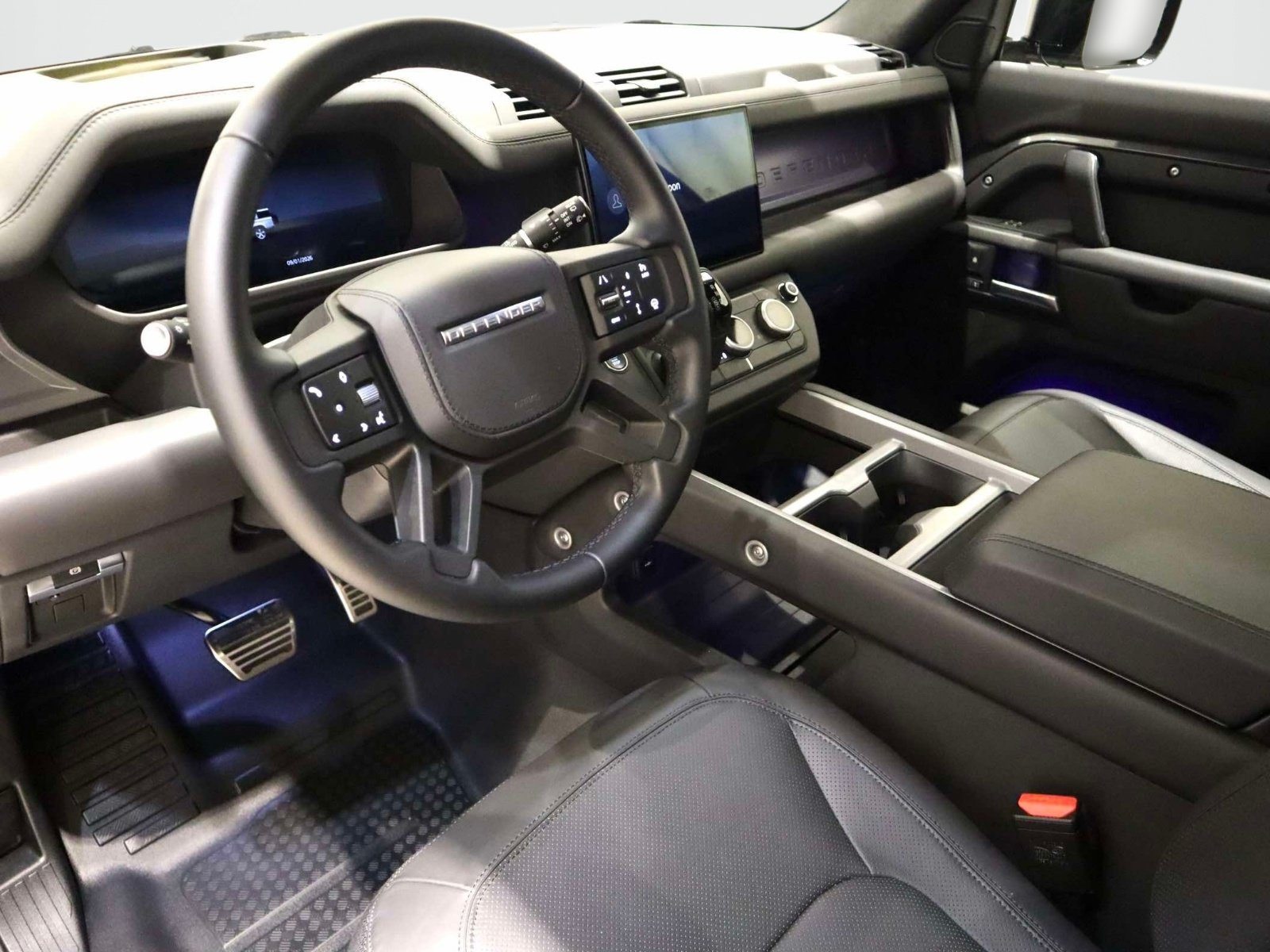 Used 2025 Land Rover Defender 130 X AWD/4WD image 21