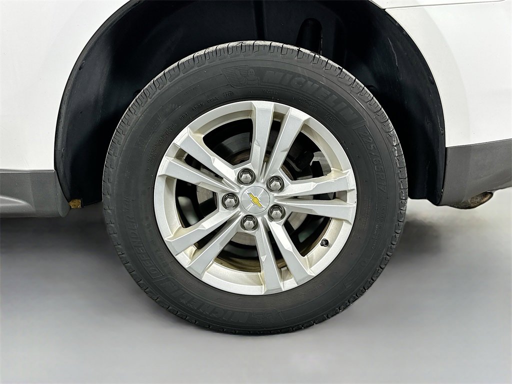 Used 2015 Chevrolet Equinox LT image 29