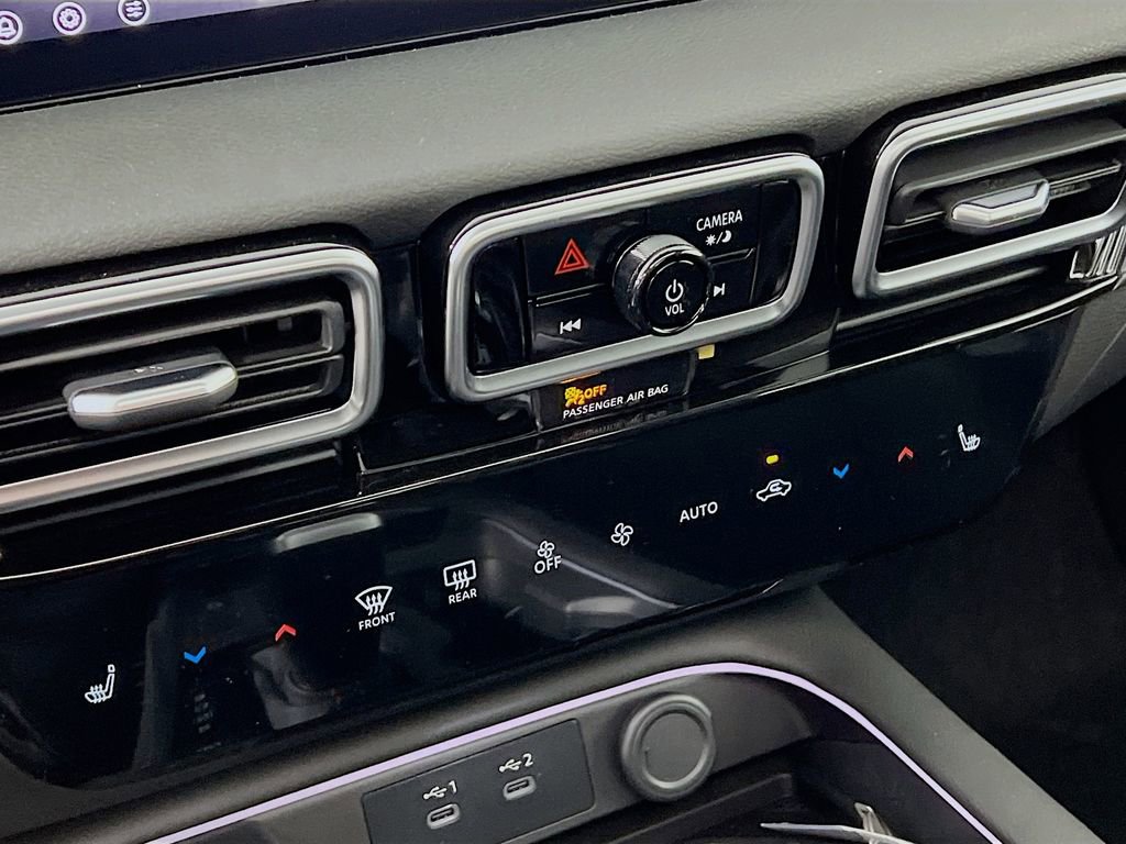 New 2026 Nissan Sentra SR w/ SR Premium Package image 14