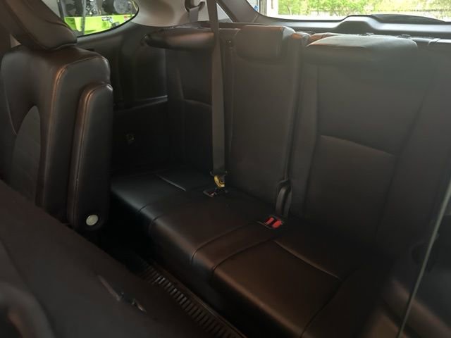 Used 2023 Toyota Highlander XLE FWD image 18