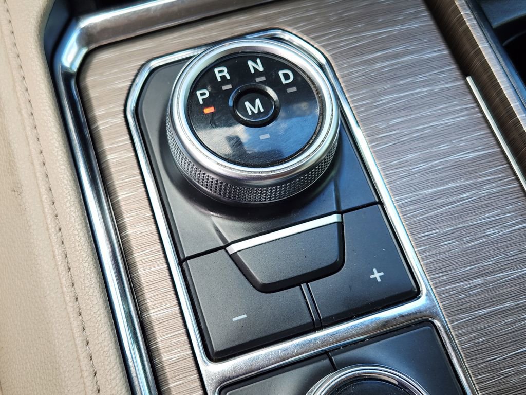 Used 2023 Ford Expedition Limited image 29