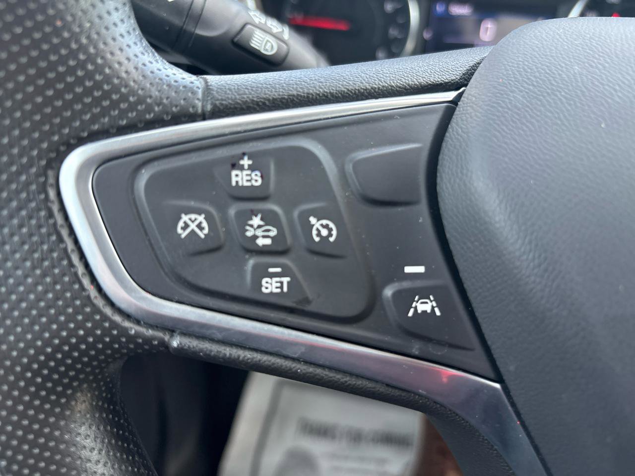 Used 2023 Chevrolet Equinox LT image 12